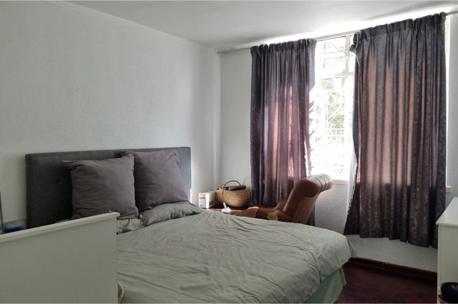 To Let 2 Bedroom Property for Rent in Green Point Western Cape